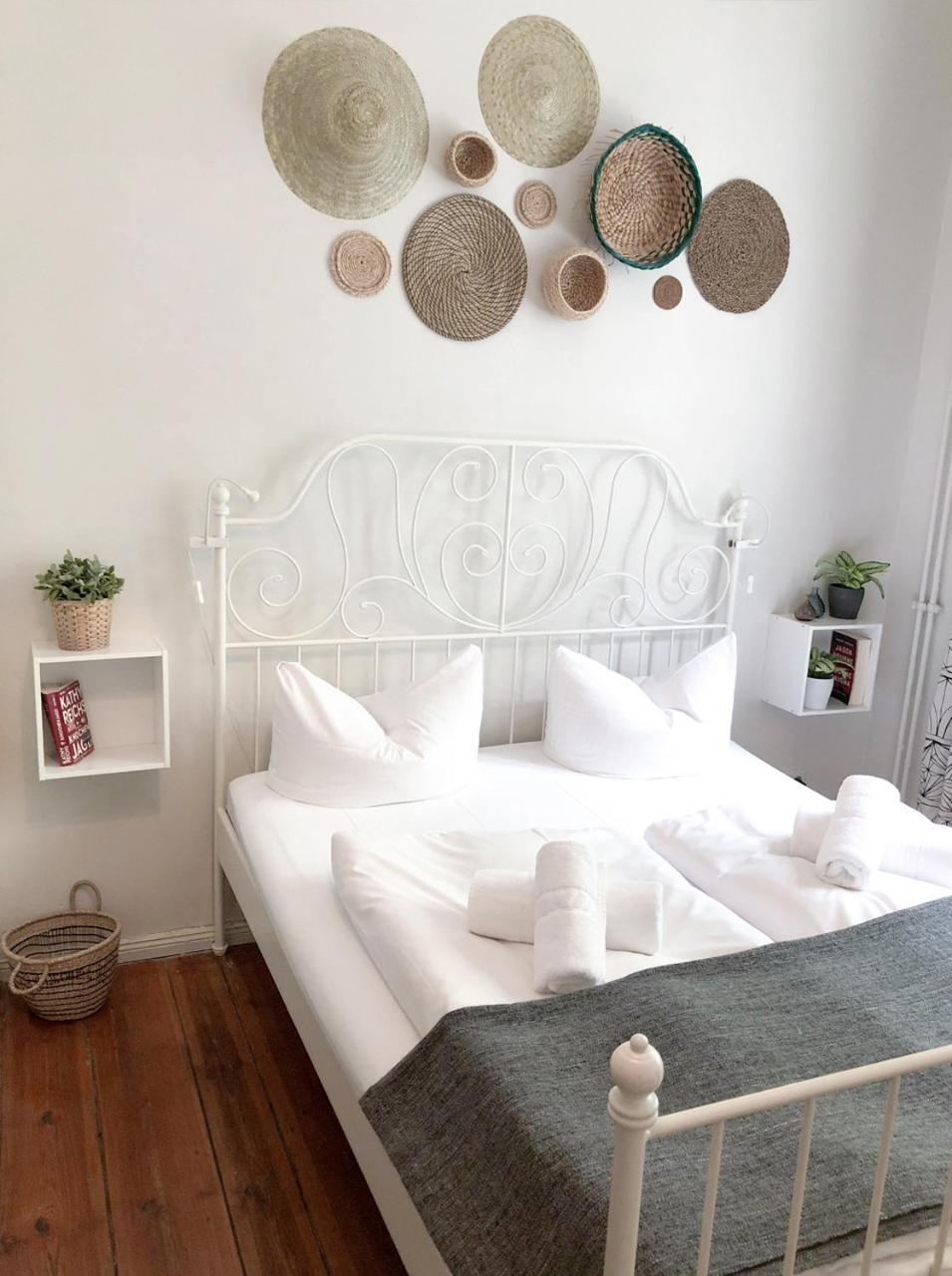 Guest house Absolut 2*